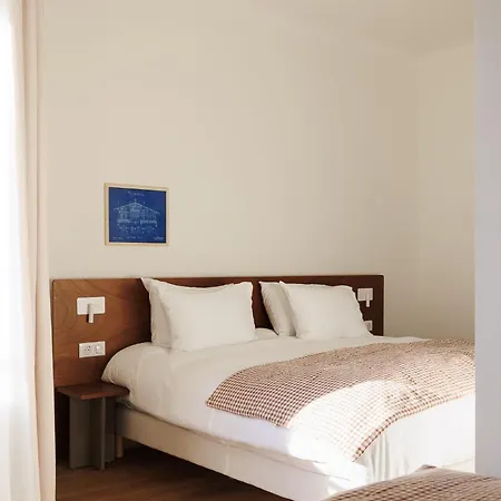Alfred Hotels Les Halles Biarritz Exterior photo