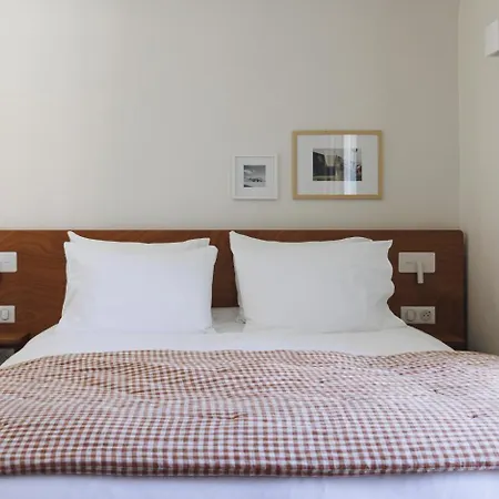 Alfred Hotels Les Halles Biarritz Exterior photo