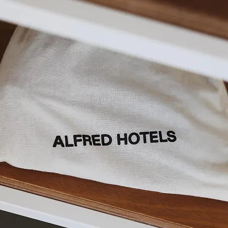 Alfred Hotels Les Halles Biarritz Exterior photo